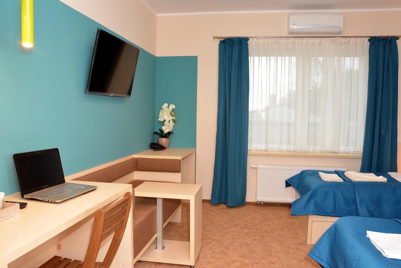 Motel S5 Zbrachlin Bagian luar foto