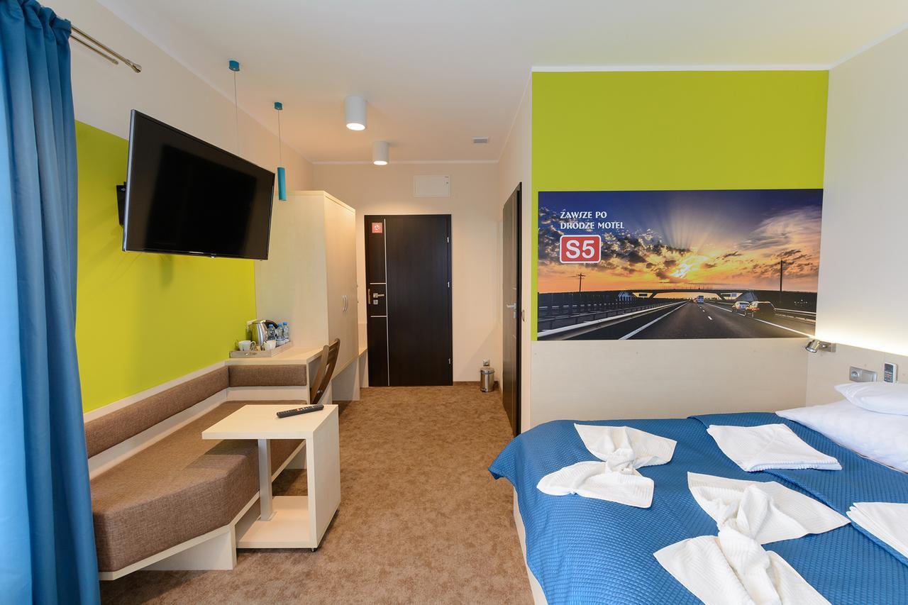 Motel S5 Zbrachlin Bagian luar foto